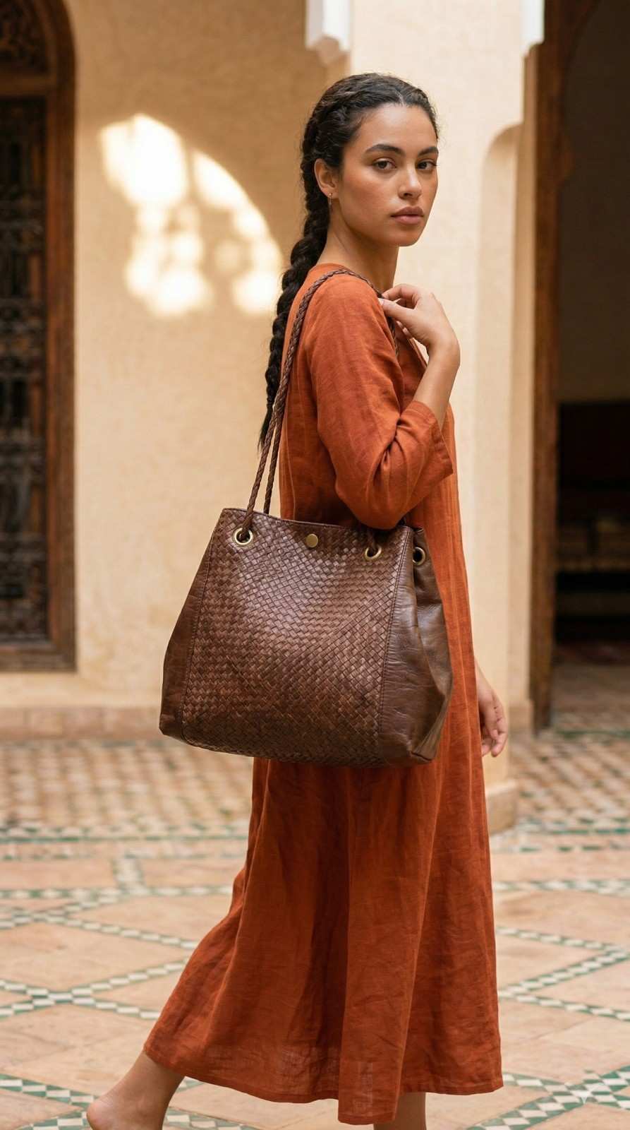 menara-leather-bag-moroccan-riad